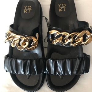WOMEN'S SANDALS